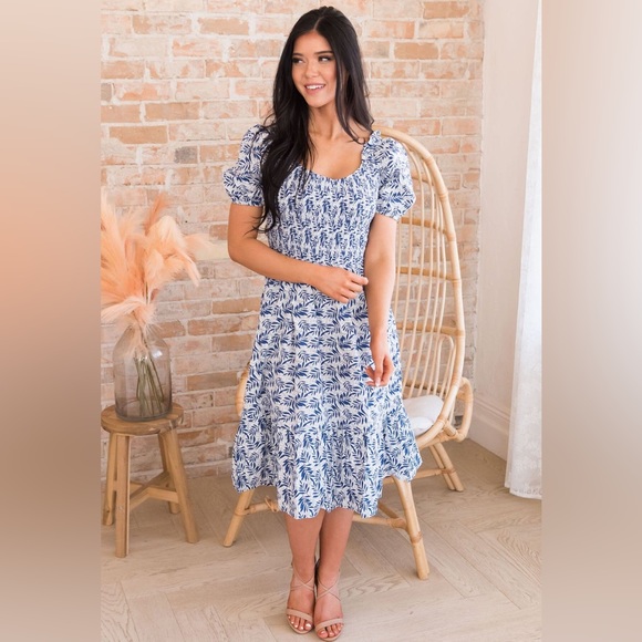 KOO DE KER Modest Floral Dress smocked bodice, & short sleeves Blue/White Size L - Picture 12 of 16